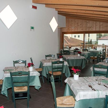 Hotel Locanda Le Tre Oche Molina di Ledro Kültér fotó
