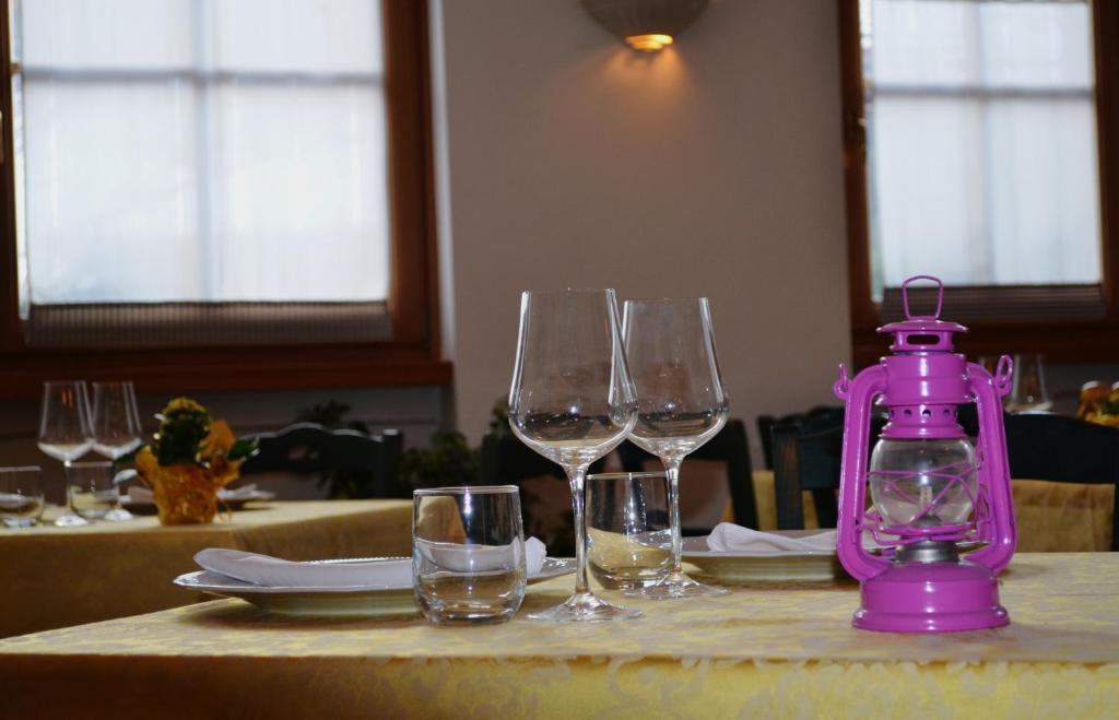 Hotel Locanda Le Tre Oche Molina di Ledro Kültér fotó