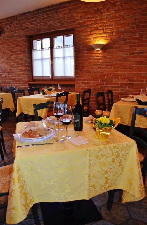 Hotel Locanda Le Tre Oche Molina di Ledro Kültér fotó