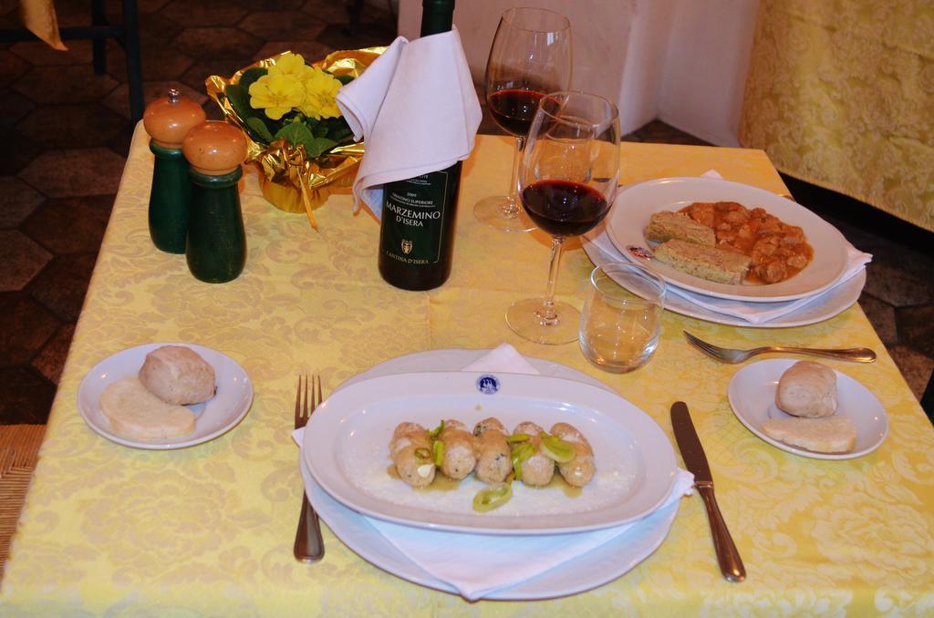 Hotel Locanda Le Tre Oche Molina di Ledro Kültér fotó