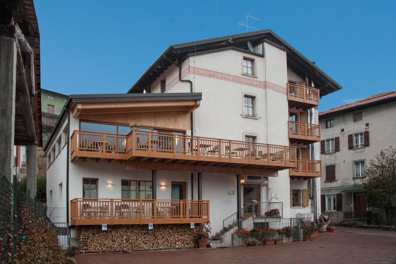 Hotel Locanda Le Tre Oche Molina di Ledro Kültér fotó