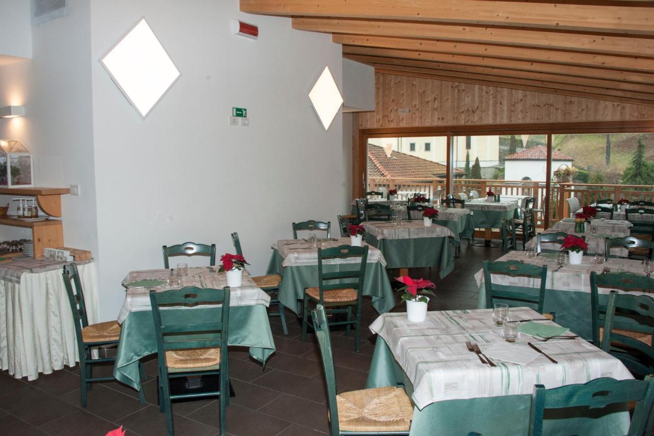 Hotel Locanda Le Tre Oche Molina di Ledro Kültér fotó
